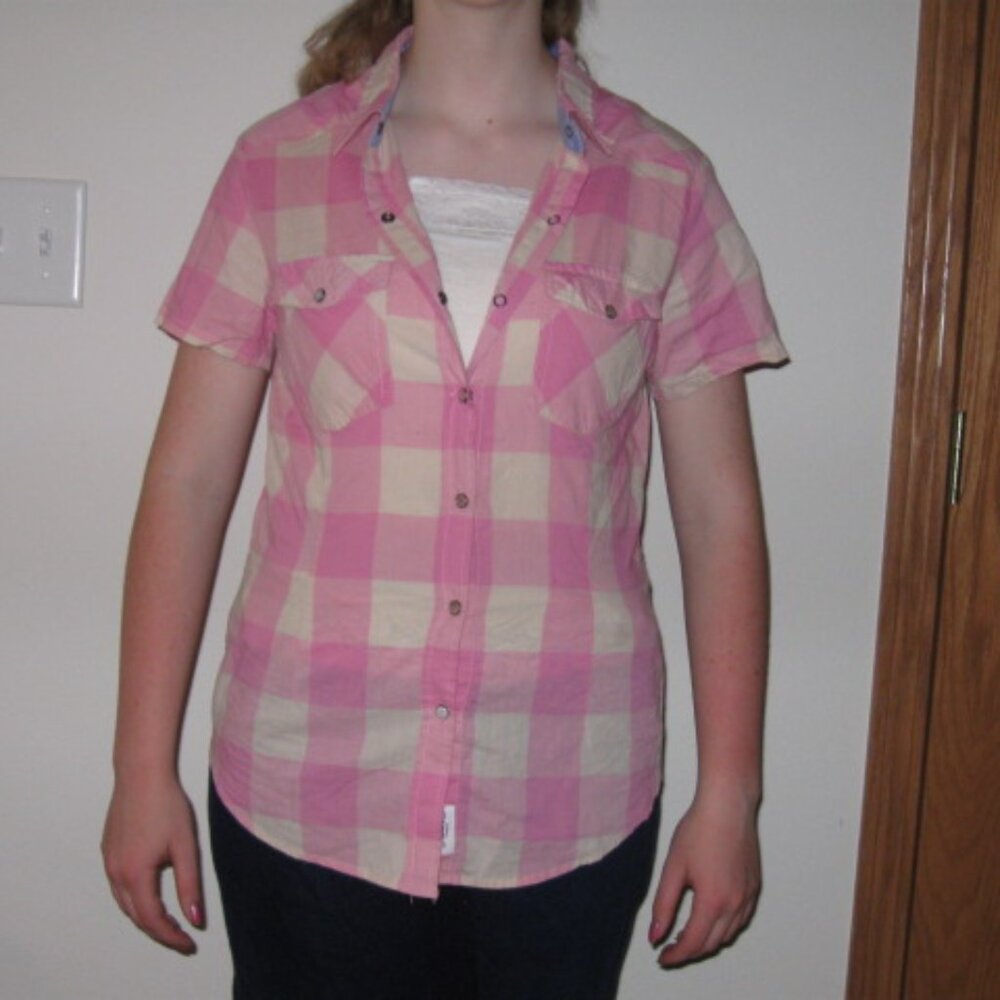 AUTHENTIC RUGGED COMPANY WOMENS SIZE S SHIRT PINK IVORY BUFFALO PLAID SS COUNTRY